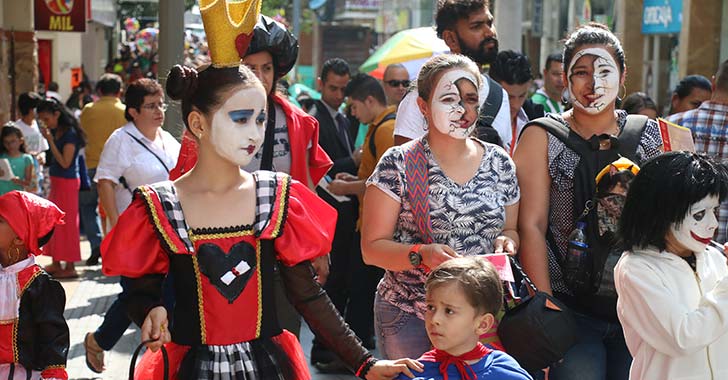 En fotos: AsÃ­ celebraron los niÃ±os de Armenia el dÃ­a de Halloween