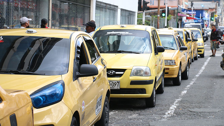 Taxistas e informales, dos caras del drama econÃ³mico por el coronavirus
