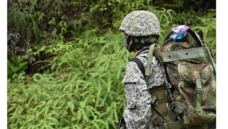 Al menos 4 soldados colombianos mueren en un tiroteo en un batallón