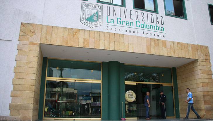 Universidad La Gran Colombia de Armenia entregará becas a estudiantes destacados