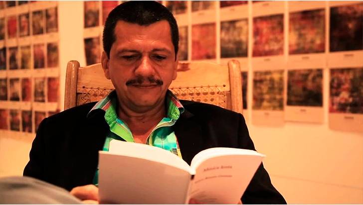 A propósito de la poesía, una conversación con Nelson Romero Guzmán