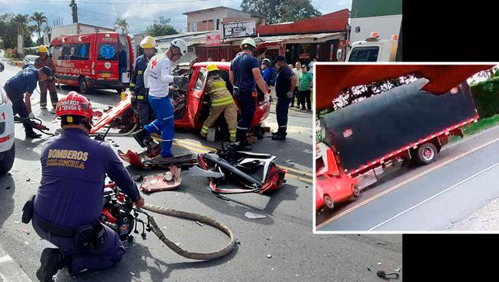 ¿Qué causó el aparatoso accidente que dejó dos heridos en La Tebaida este miércoles?