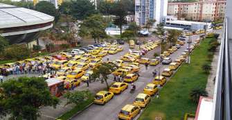 Taxistas rechazan modificaciÃ³n del pico y placa
