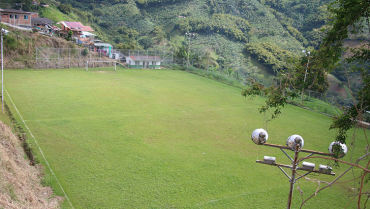 En Buenavista buscan construir un campo de fútbol más amplio