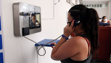 En Villa Cristina, internas se acercan a sus familias gracias a la tecnología