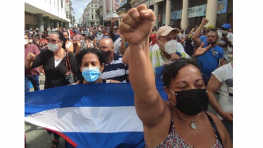 Cientos de manifestantes toman la calle en La Habana al grito de "libertad"