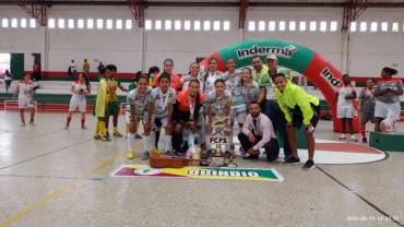 Con jugadoras de Caciques, Quindío campeón del microfútbol nacional