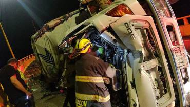 Accidente de tránsito en el puente Helicoidal de Calarcá dejó 2 personas heridas