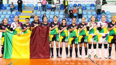 El sueño del primer oro en futsalón femenino de Quindío está a una victoria