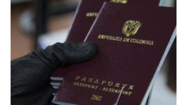 Medianoche: plazo límite para comentarios sobre licitación de pasaportes